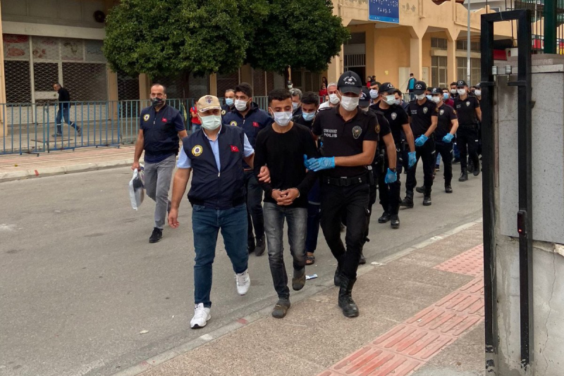 Mersin'de DEAŞ operasyonu: 14 gözaltı